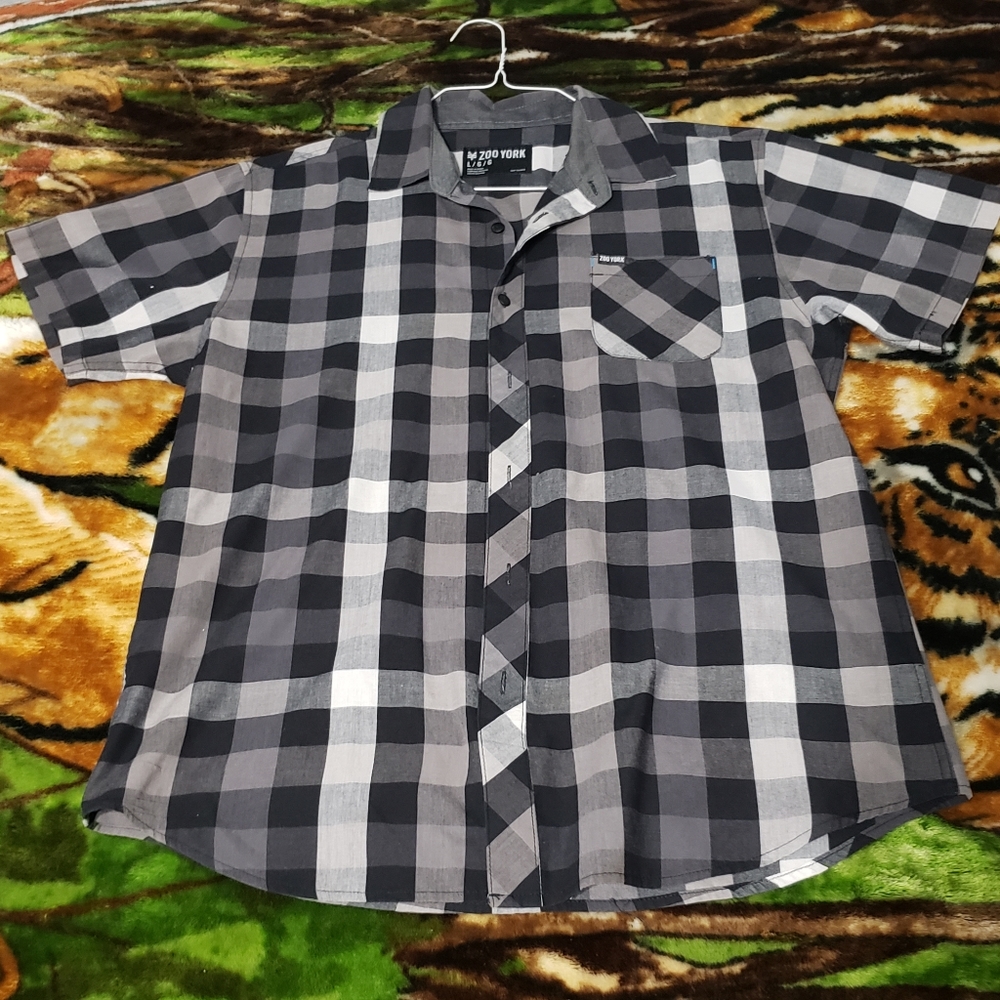 Zoo York Button Up Shirt Mens Size Large L Black/Gray Gingham Checker Plaid S/S